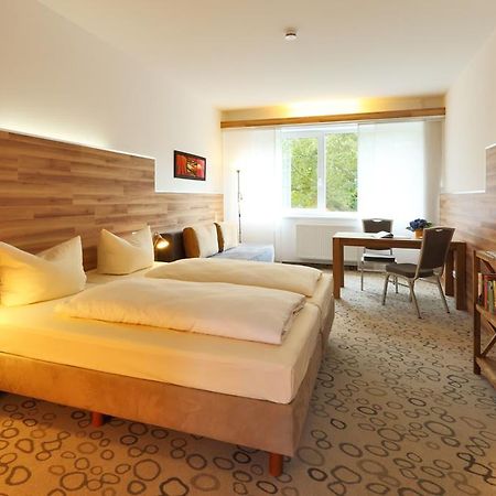 Petul Apart Hotel Am Ruhrbogen Bochum Buitenkant foto