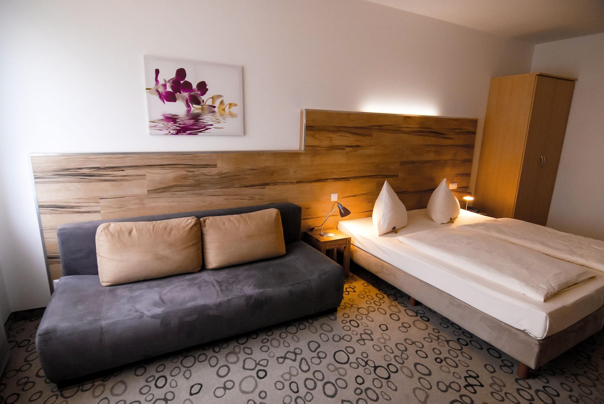 Petul Apart Hotel Am Ruhrbogen Bochum Buitenkant foto
