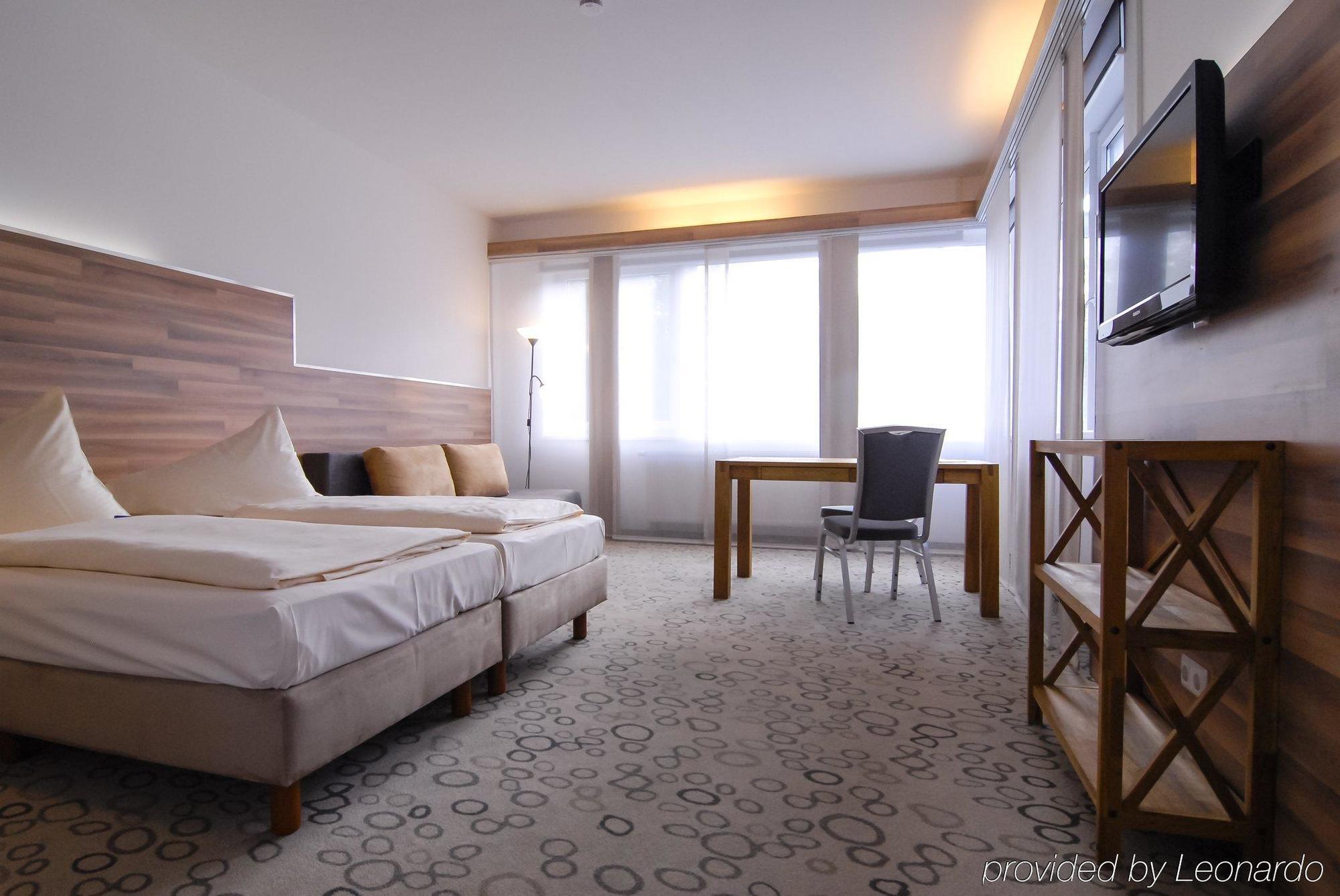 Petul Apart Hotel Am Ruhrbogen Bochum Buitenkant foto