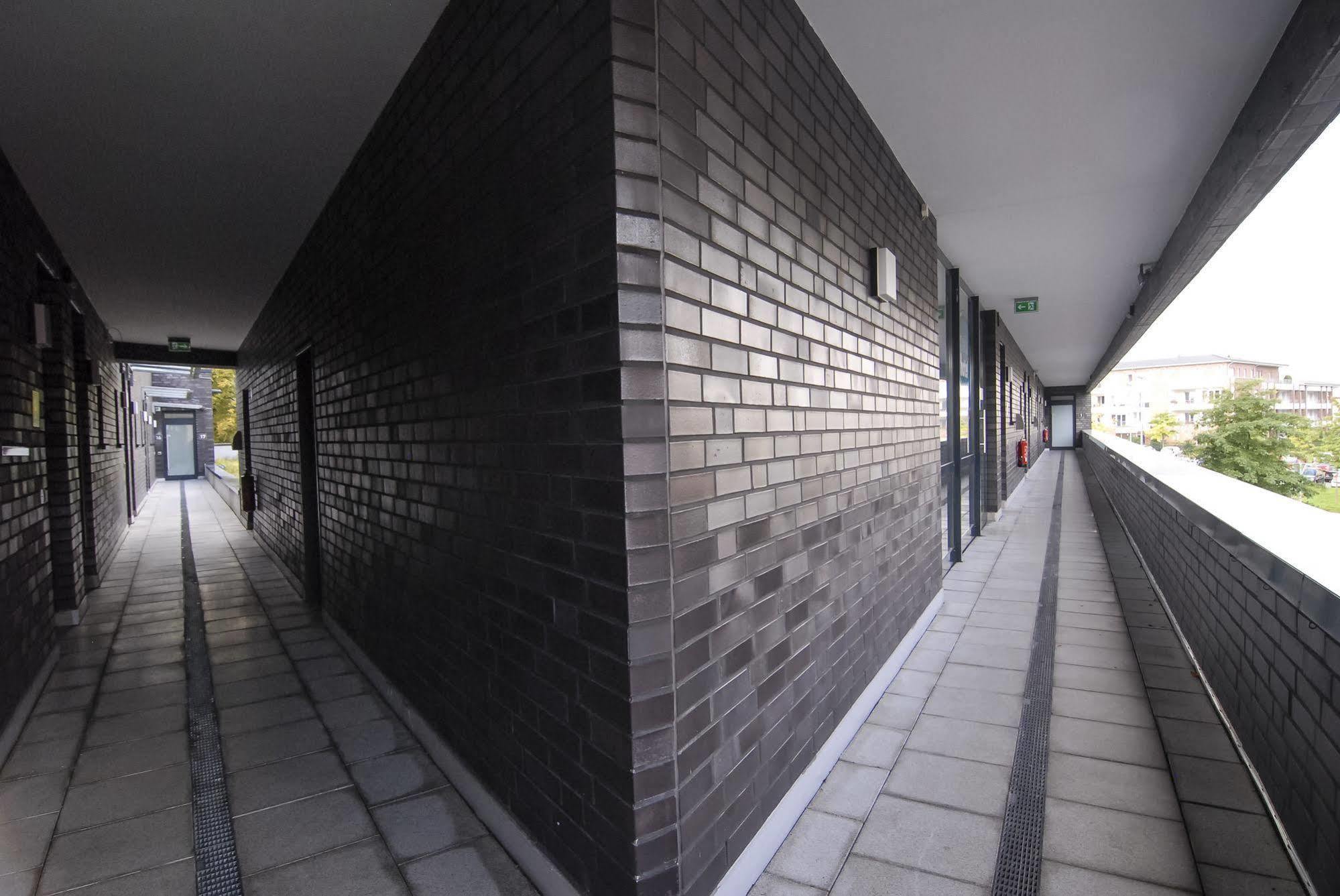 Petul Apart Hotel Am Ruhrbogen Bochum Buitenkant foto