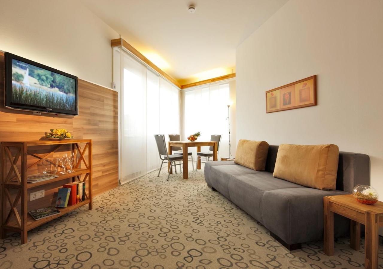 Petul Apart Hotel Am Ruhrbogen Bochum Buitenkant foto